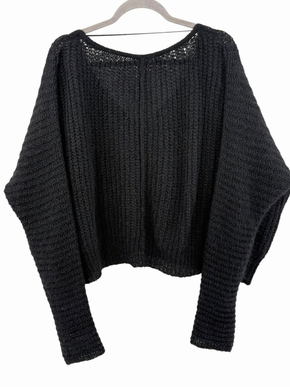 FREE PEOPLE Women's Black Semi-Loose Knit Oversize Alpaca Blend Crop Sweater SM - Picture 5 of 5